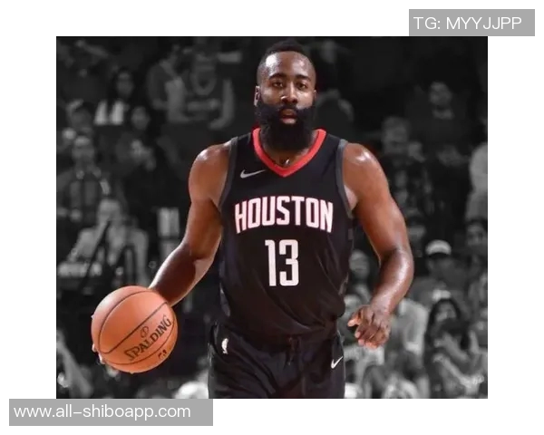 贝尔半场火力全开三分球精准命中助球队领先