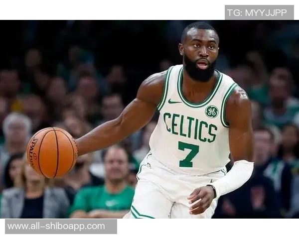 杰伦布朗谈球队成长阶段表示将全力支持队友减轻压力