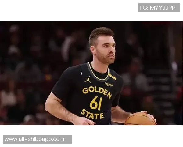 库巴挡拆战术再显威力科尔称赞两大球员关键时刻表现出色